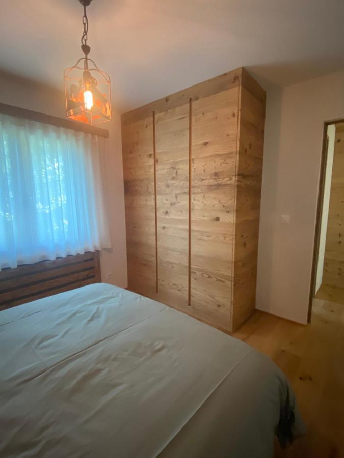 Bilocale Nuovo St. Moritz Chesa Arlas Exterior photo